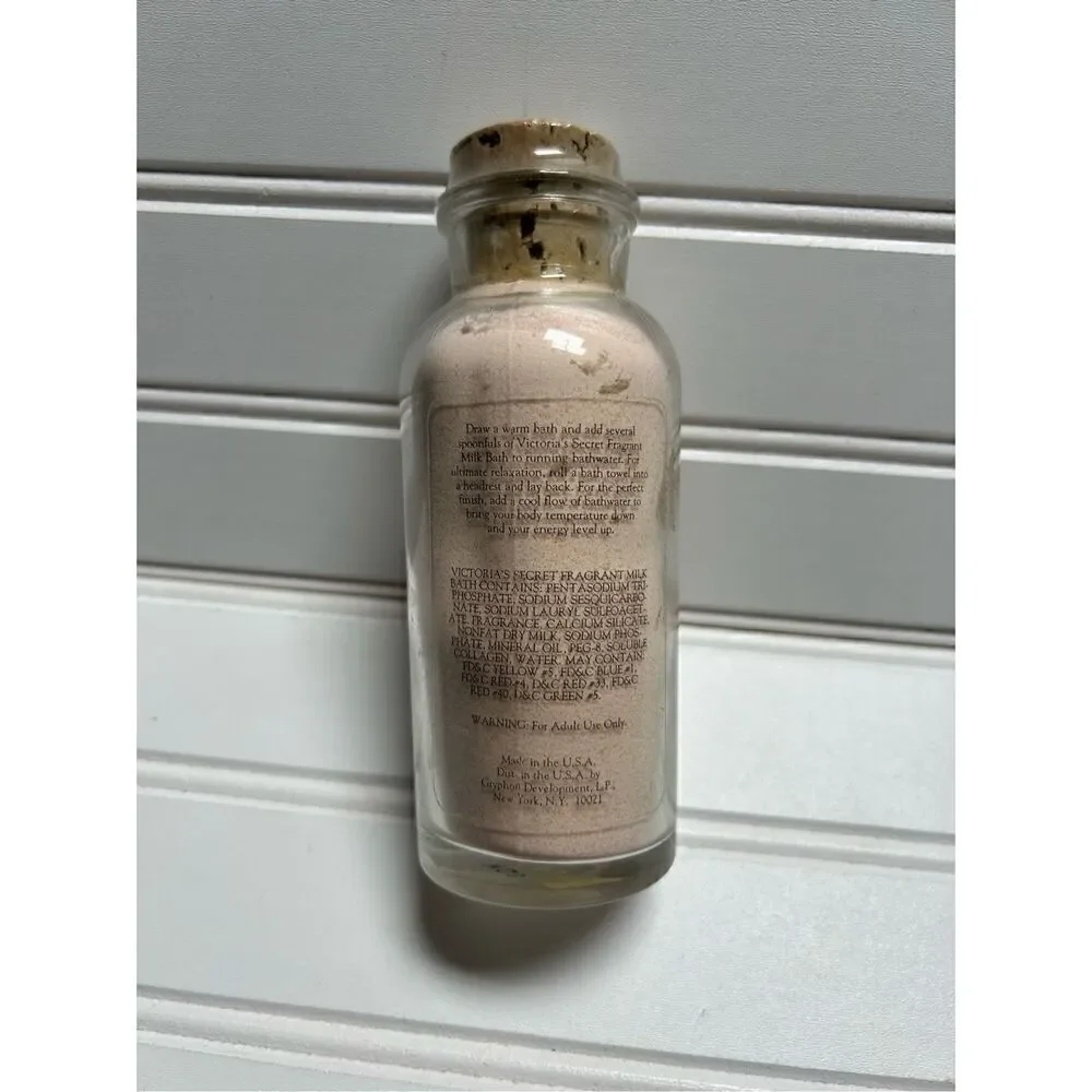 Vintage Victoria's Secret Country Meadow Honeysuckle Bloom Fragrant Milk Bath 7.